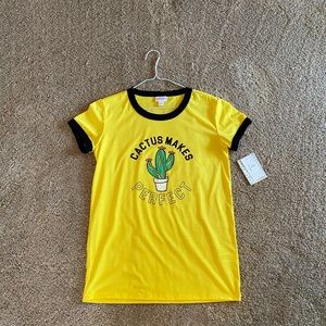 NWT LulaRoe cactus T-shirt